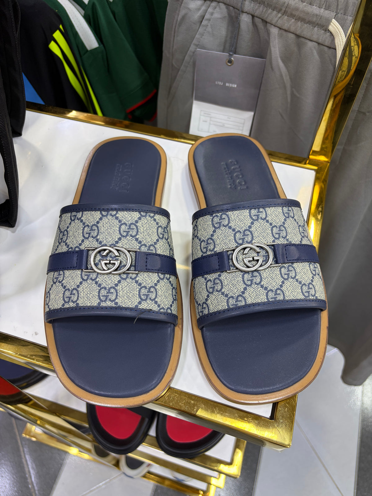 GUCCI
