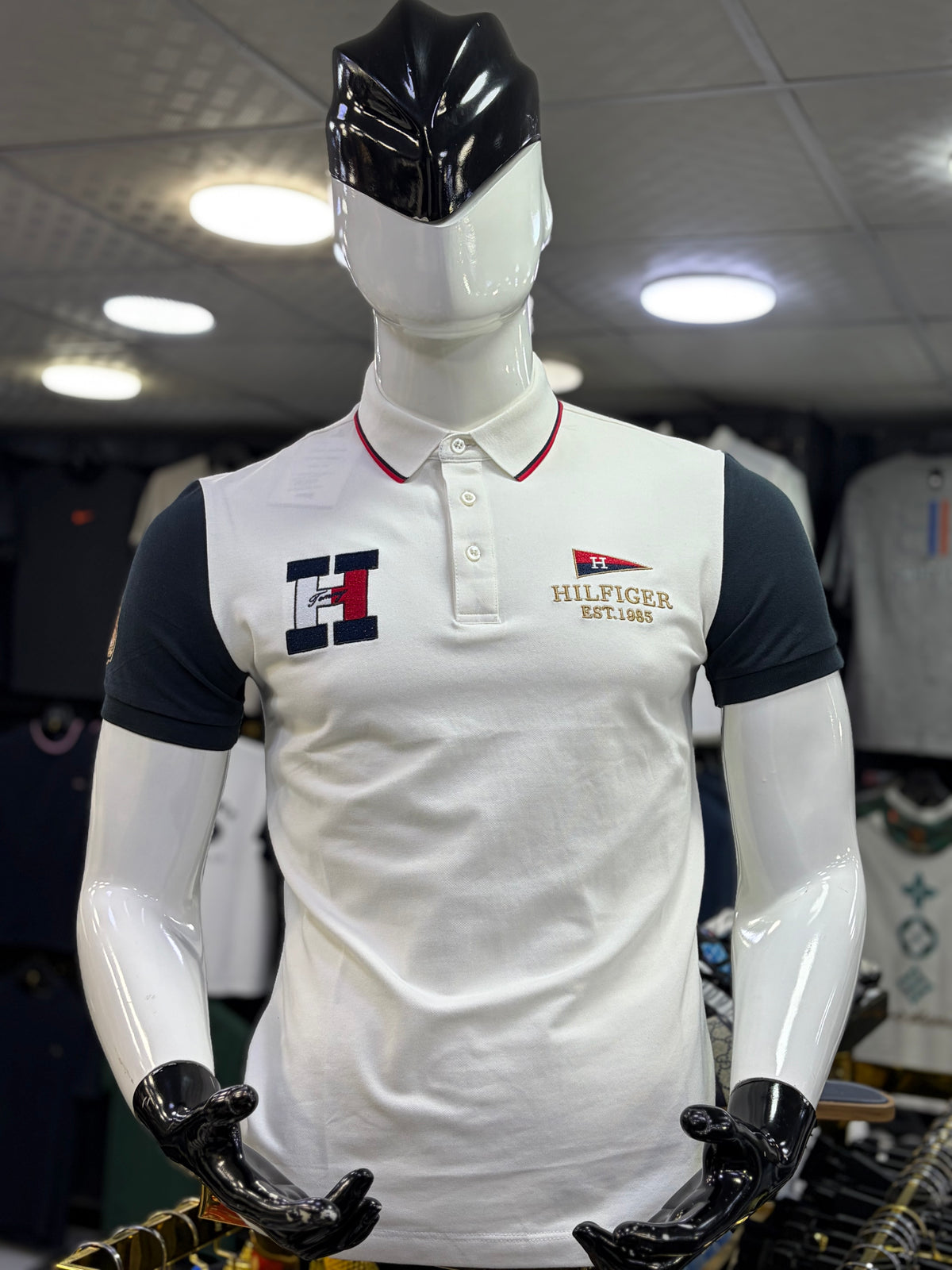 TICHRT HILFIGER